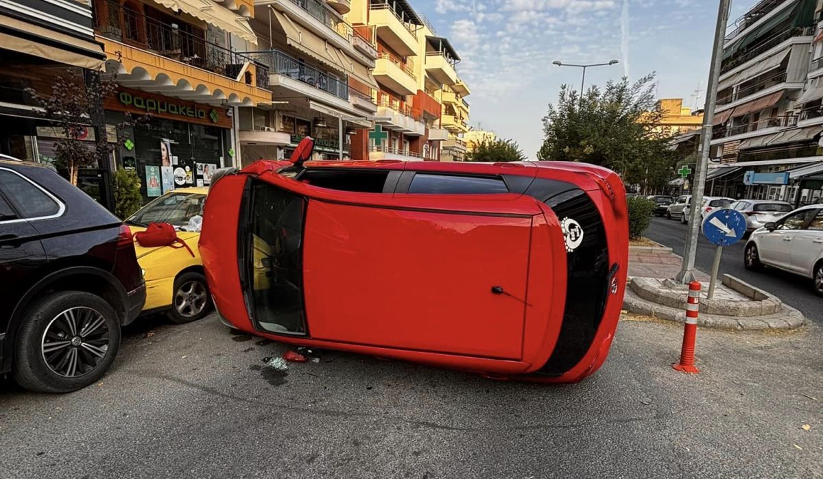 Αποκαταστάθηκε η κυκλοφορία στο ρεύμα ανόδου της Επταπυργίου μετά από ανατροπή οχήματος