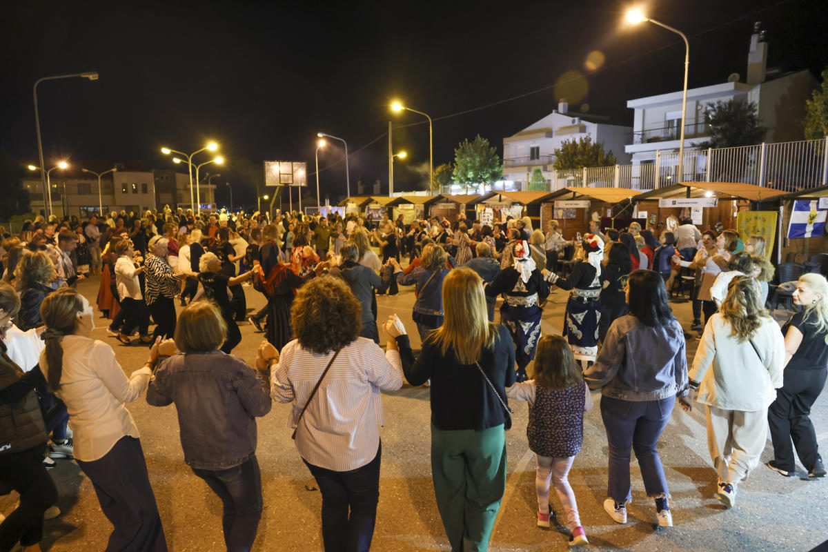 Με τα Θεοτόκια στα Πεύκα αποχαιρέτισε το πολιτιστικό καλοκαίρι ο δήμος Νεάπολης-Συκεών